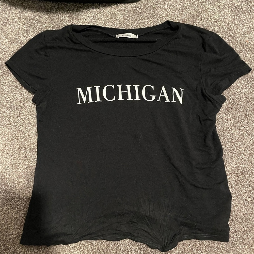 Michigan. Crop, can be tied size small